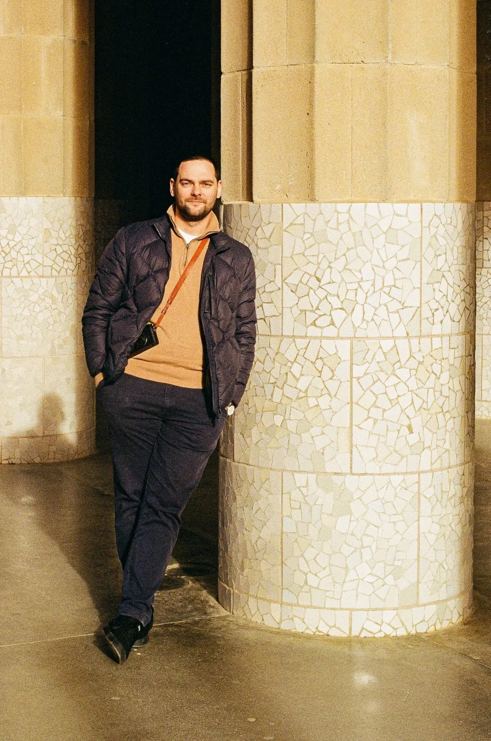 Portrait of Vienna-based wedding photographer Ersan Memić